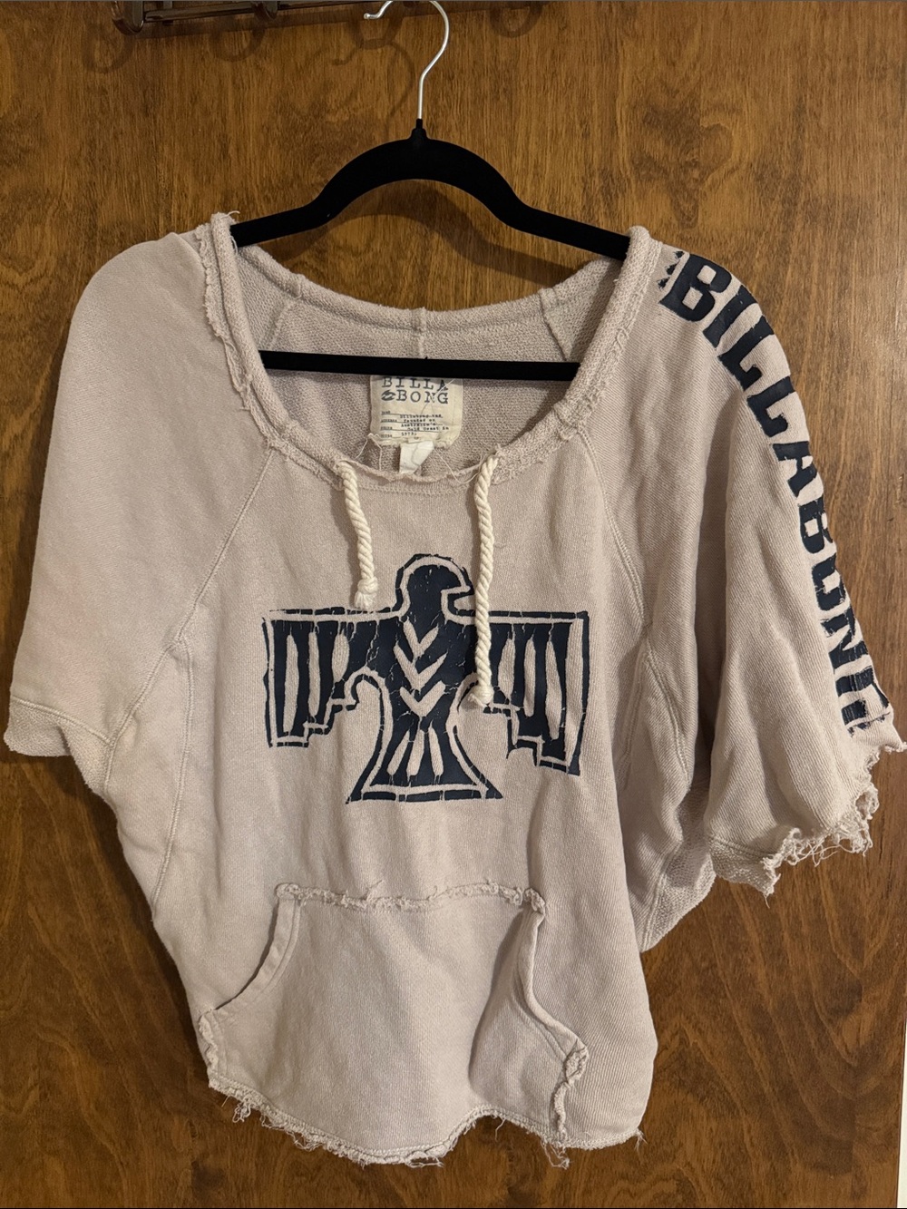 Billabong Short Sleeve Sweatshirt in Light Taupe with Black Thunderbird
